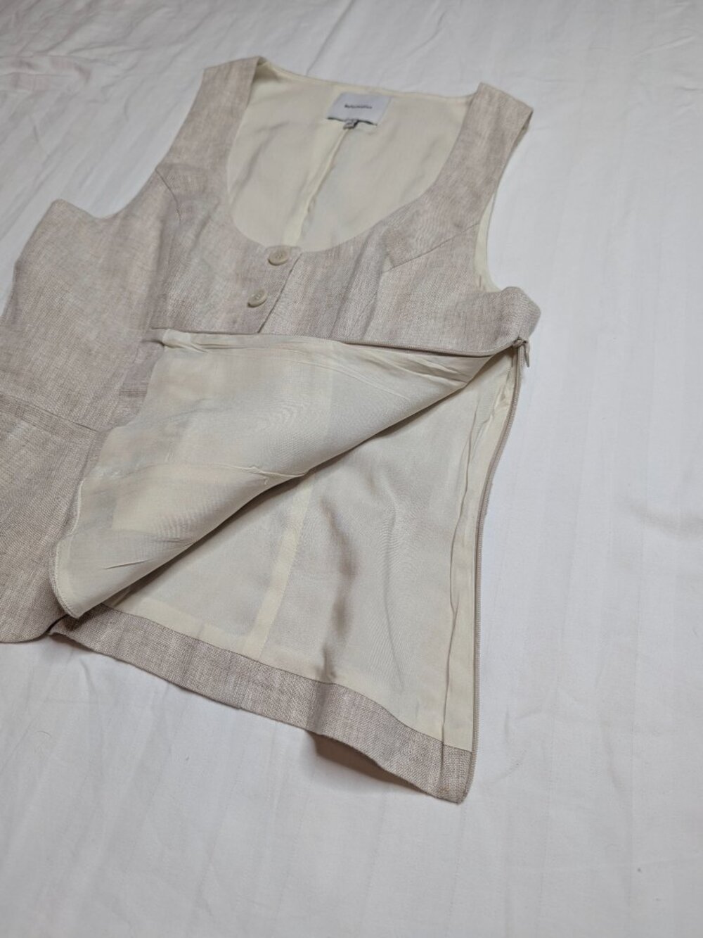 Reformation Women's Fitted Linen Vest, Size 4 - Picture 5 of 13